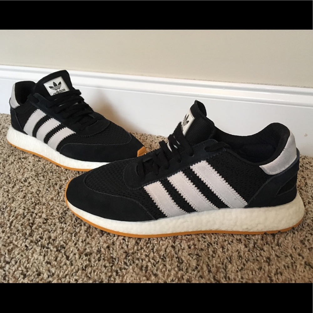 Adidas Boost iniki i5923 Men’s Shoes size 11